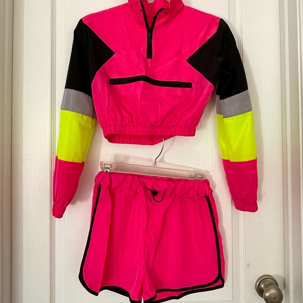 Tracksuit Set Crop Top & Shorts